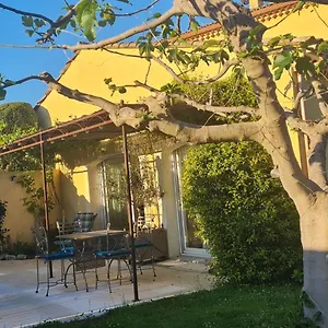  Vakantiehuis Un Petit Coin De Paradis
